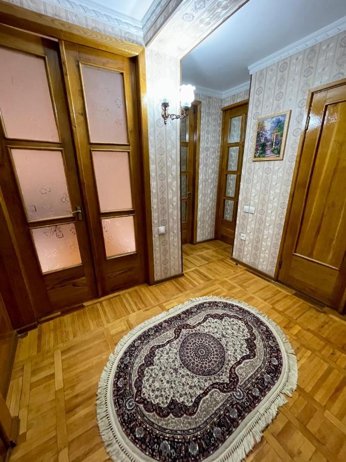 Classic C1 Apartment In The Center With 4 Rooms Taszkent Zewnętrze zdjęcie